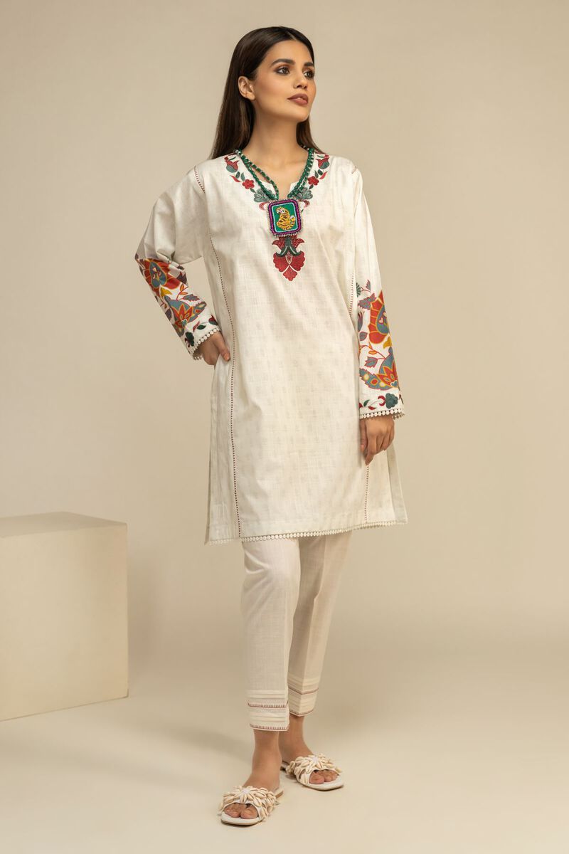 Buy Kurta | Embroidered | 9.00 GBP | 1001799913 | Khaadi United 