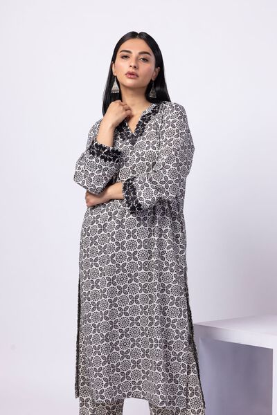 Embroidered | Cambric | Kurta | GBP 20.00
