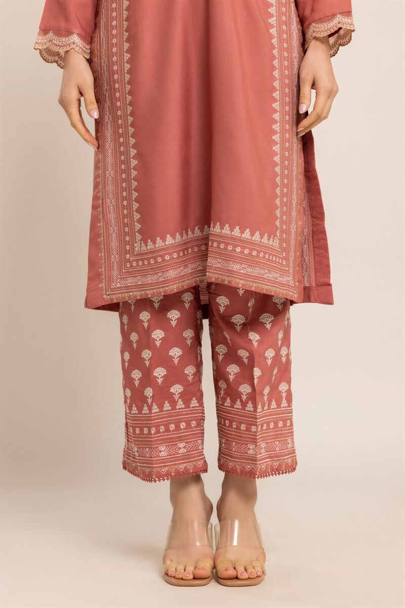  | Pants | Embroidered | null