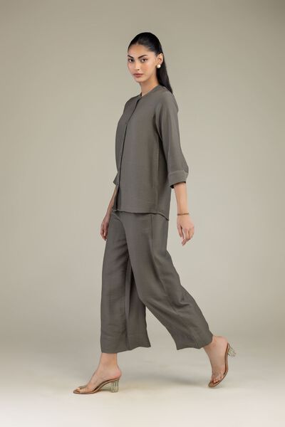 Dyed | Crepe | Solid Crepe Trousers | GBP 25.00