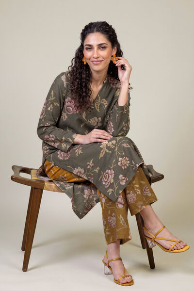 Printed | Light Khaddar | Floral Longline Kurta | GBP 30.00