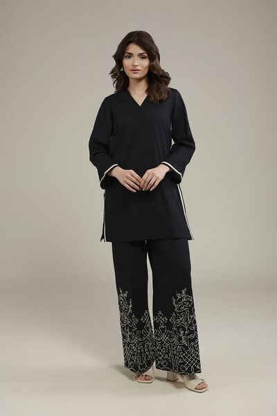 Embroidered | Heavy Textured Cotton | Pants | GBP 22.00