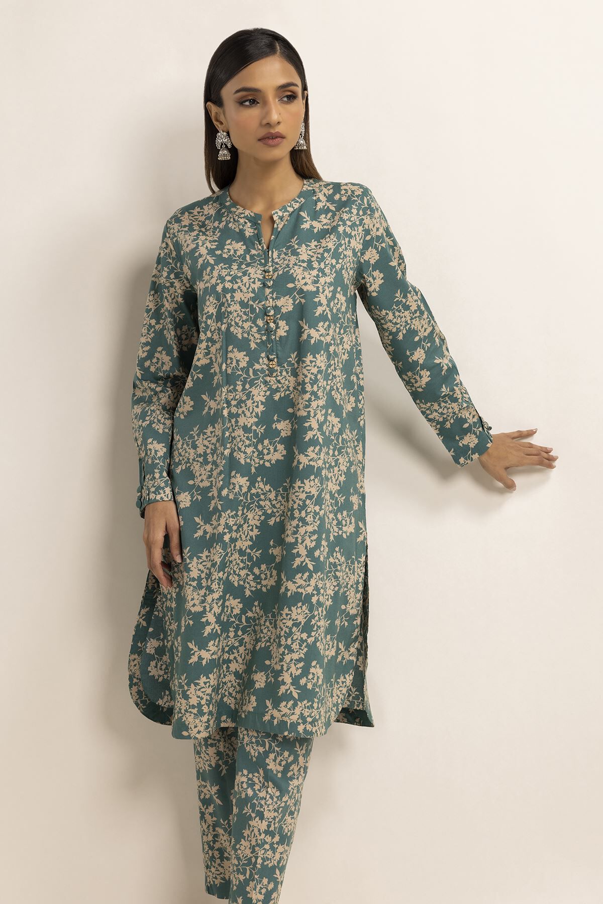 Buy Kurta 5.40 GBP 1001775949 Khaadi United Kingdom