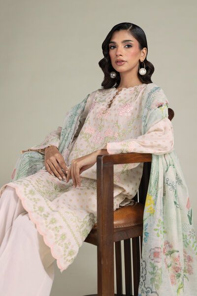 Embroidered | Jacquard | Tailored 3 Piece | GBP 70.00