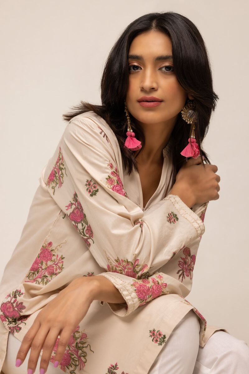 | Kurta | Embroidered | null