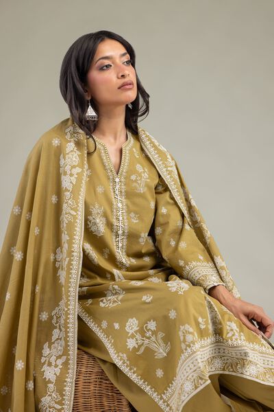 Lawn | Floral Lawn Dupatta | GBP 25.00