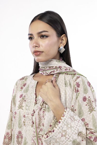 Embroidered | Lawn | Tailored 3 Piece | GBP 27.50