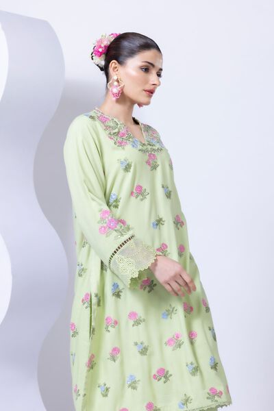 Embroidered | Crosshatch Raw Silk | Kurta | GBP 50.00