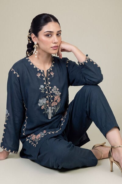 Embroidered | Raw Silk | Floral Navy Kurta | GBP 40.00