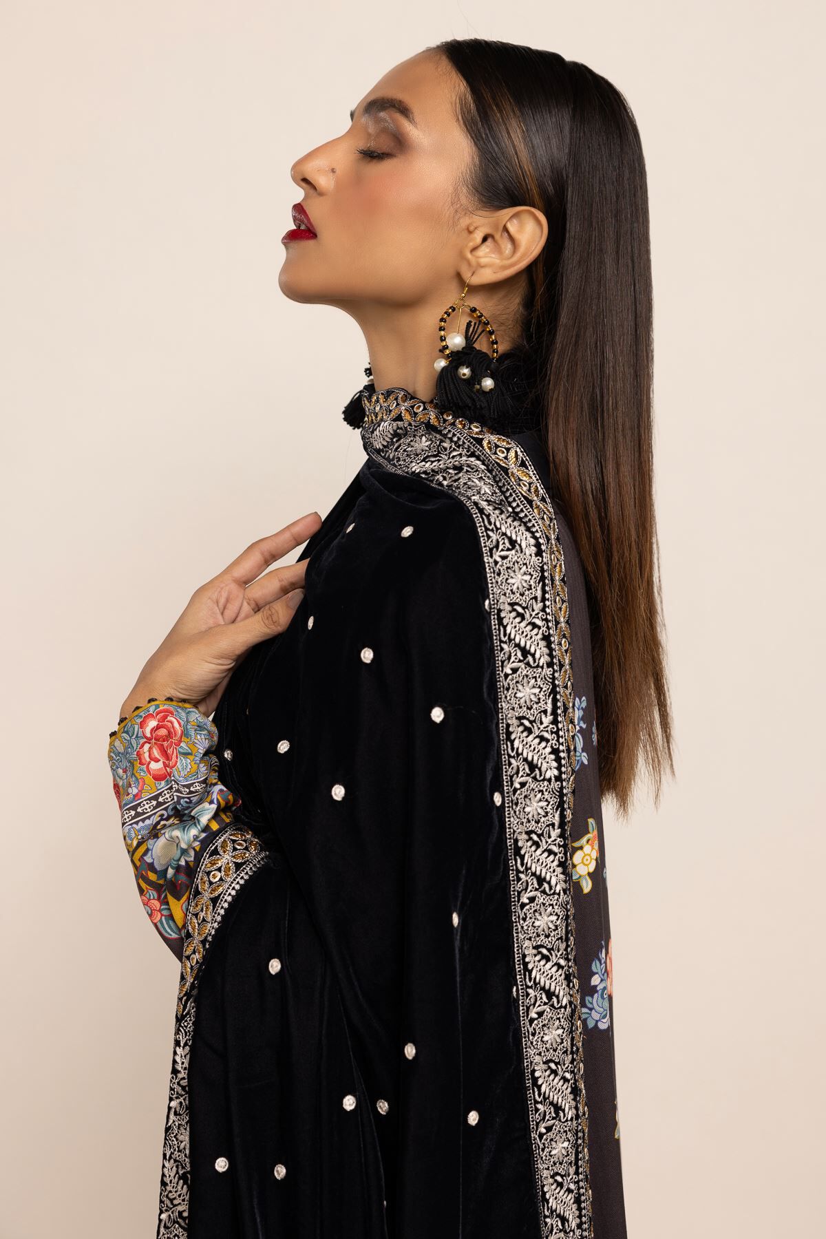 Khaadi velvet shawls hotsell