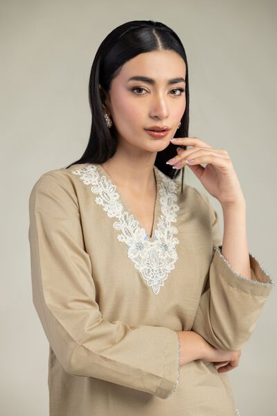 Embroidered | Mesuri | V-Neck Longline Kurta | GBP 30.00