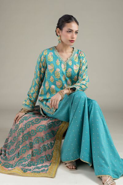 Embroidered | Raw Silk | Kurta | GBP 50.00