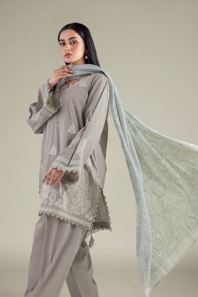 Embroidered | Cambric | Fabrics 3 Piece | GBP 40.00