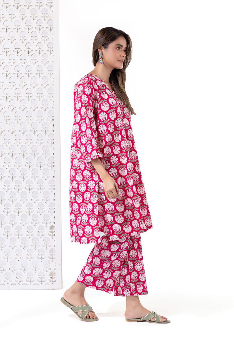 https://uk.khaadi.com/dw/image/v2/BJTG_PRD/on/demandware.static/-/Sites-khaadi-master-catalog/default/dw6a38b876/images/hi-res/eeb24585b_d-pink_1.jpg?sw=800&sh=1200