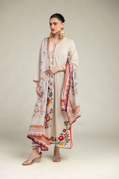 Embroidered | Polyester Silk | Floral Silk Dupatta | GBP 20.00