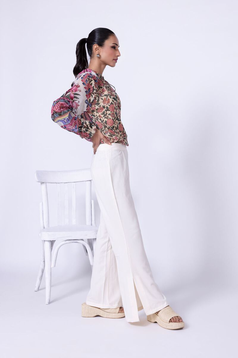 https://uk.khaadi.com/dw/image/v2/BJTG_PRD/on/demandware.static/-/Sites-khaadi-master-catalog/default/dw6da51ce8/images/hi-res/wscb24204y_off-white_1.jpg?sw=800&sh=1200