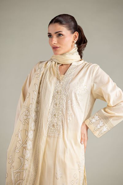 Printed | Lawn | Fabrics 3 Piece | GBP 24.50
