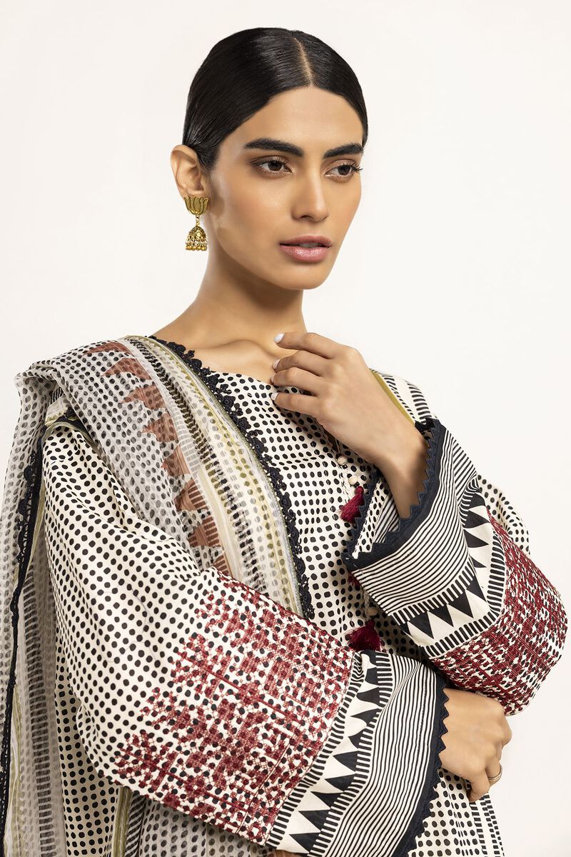 Embroidered | Lawn | Fabrics 3 Piece | null