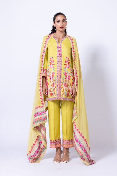  | Kurta | Embroidered | GBP 80.00