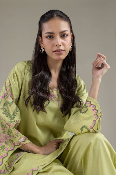 Embroidered | Textured Cambric | Scalloped Floral Kurta | GBP 25.00