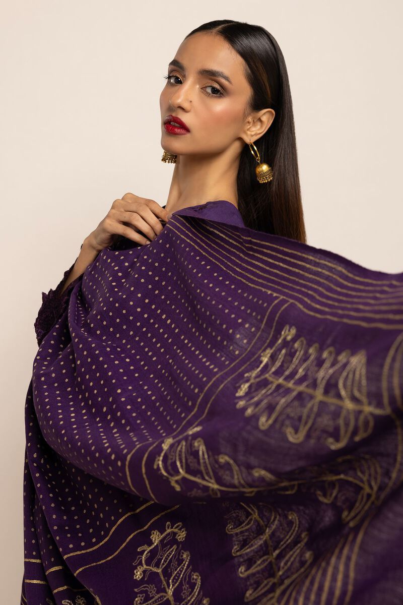  | Shawl | Embroidered | null