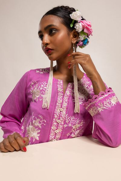 Kurta | Embroidered