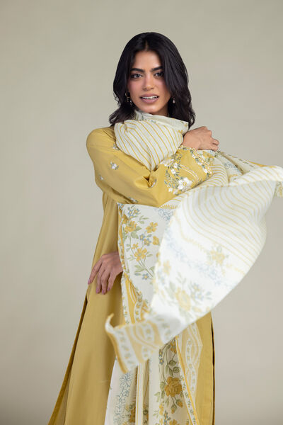 Embroidered | Lawn | Floral Cambric Dupatta | GBP 25.00