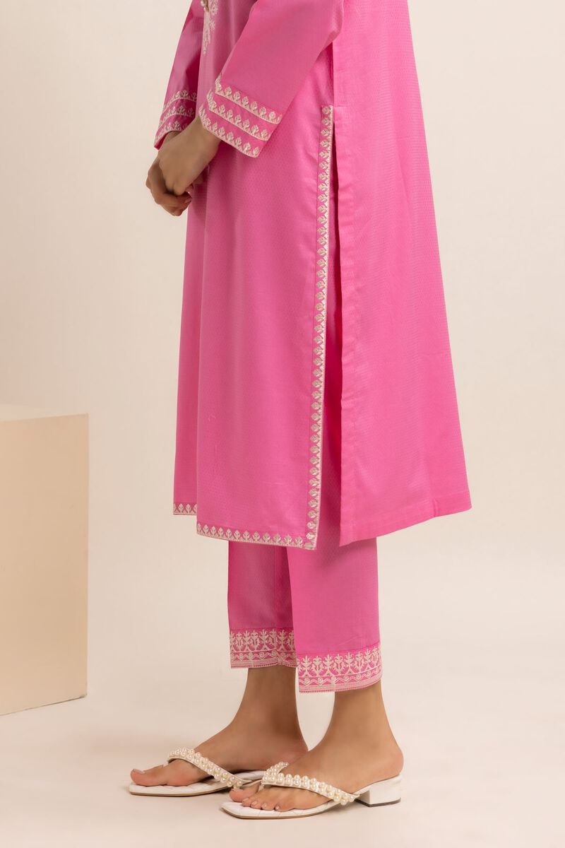  | Pants | Embroidered | null