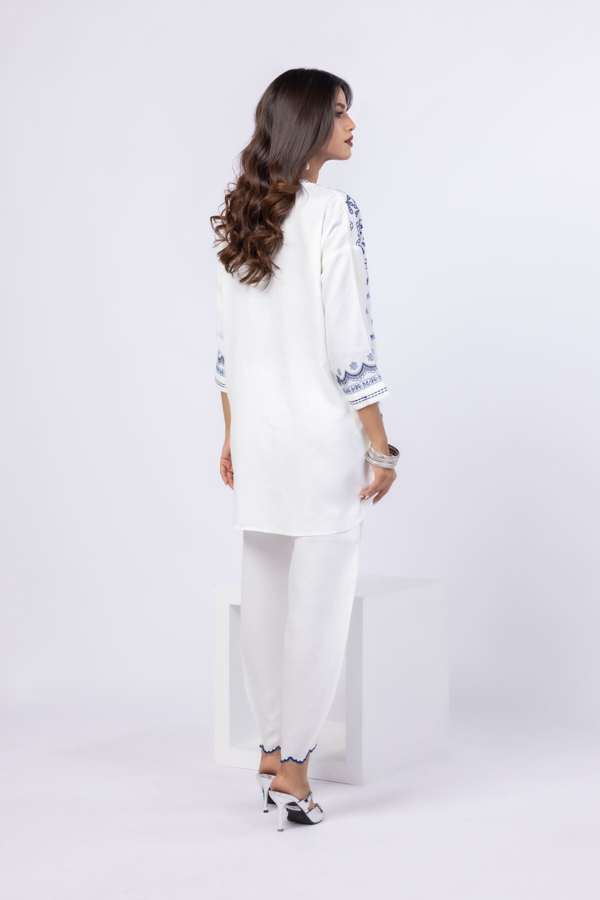 Buy Kurta | 0.0 N/A | 25-05S25-04TA-VG_MULTI | Khaadi United Kingdom