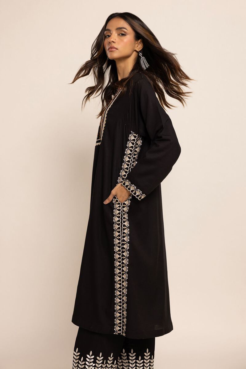  | Kurta | Embroidered | null
