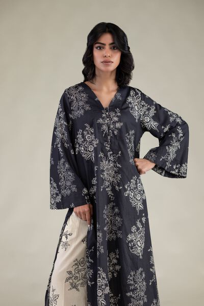 Embroidered | Cambric | Floral V-Neck Kurta | GBP 21.00