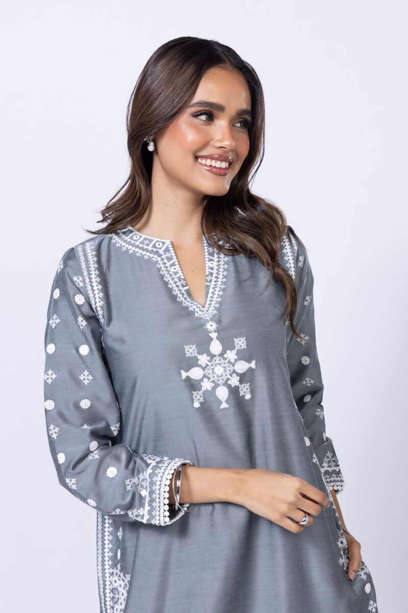 Embroidered | Raw Silk | Kurta | GBP 12.00