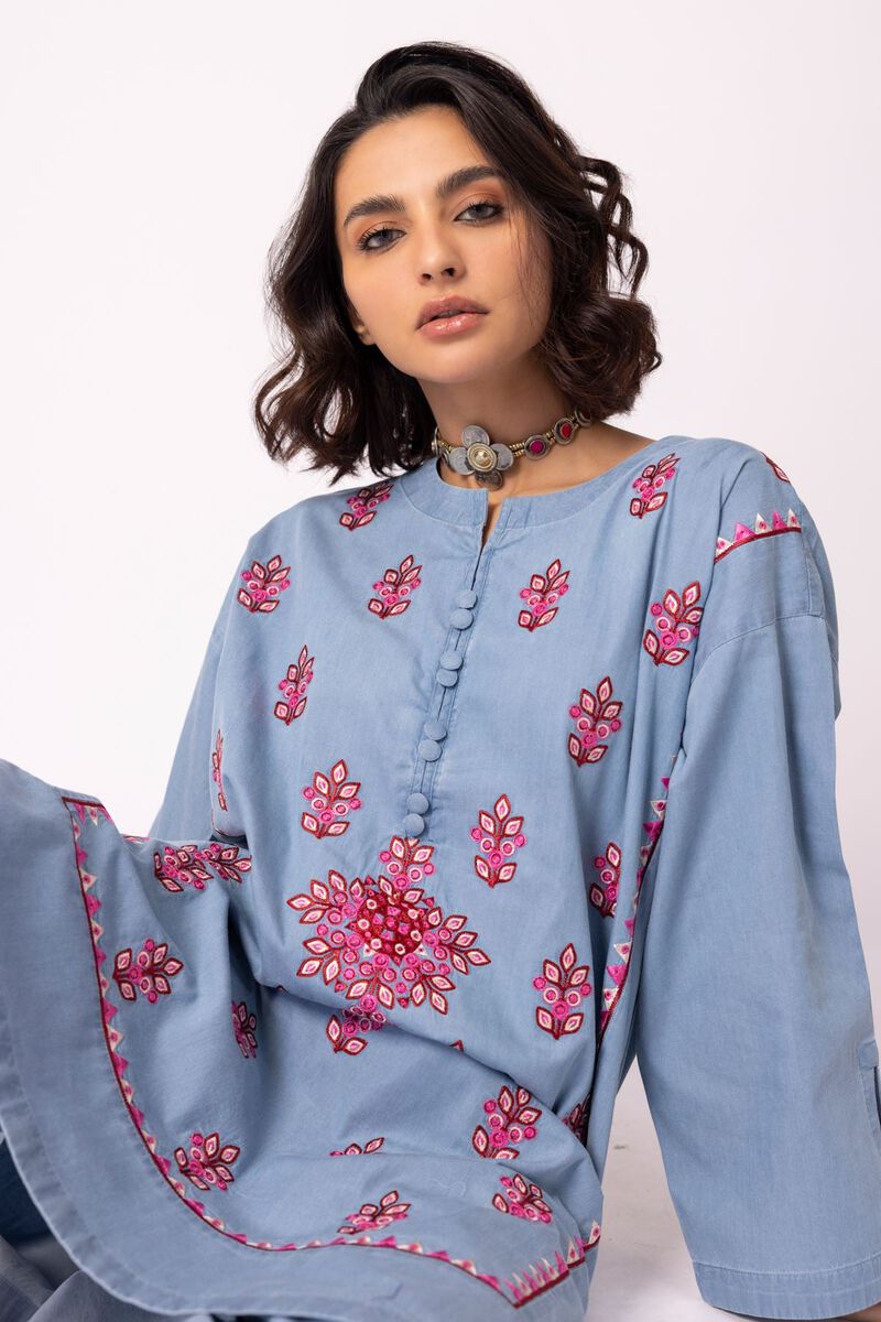 Buy Kurta | Embroidered | 11.40 GBP | 1001742289 | Khaadi United Kingdom