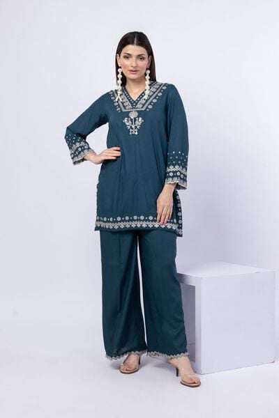 Embroidered | Crosshatch Raw Silk | Kurta | GBP 45.00