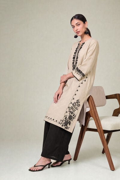 Embroidered | Cambric | Floral Cambric Kurta | GBP 40.00