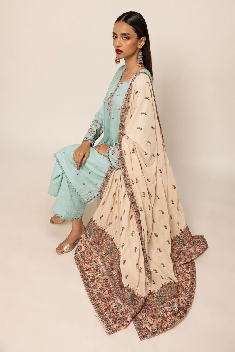  | Shawl | Embroidered | null