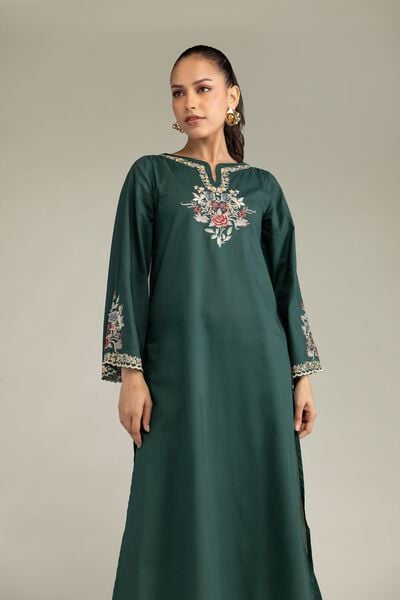 Embroidered | Cambric | Green Cambric Kurta | GBP 30.00