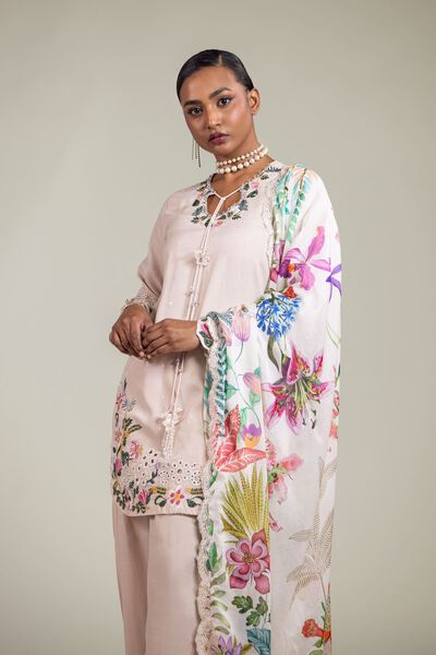 Raw Silk | 3-Piece Tailored Suit | GBP 155.00