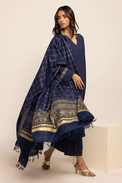 Shawl | Embroidered