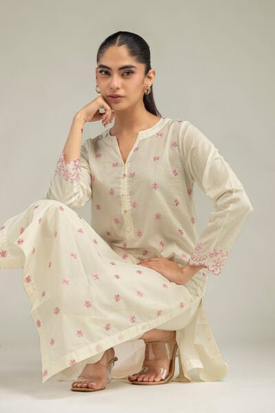 Embroidered | Cambric | Cambric Floral Kurta | GBP 35.00