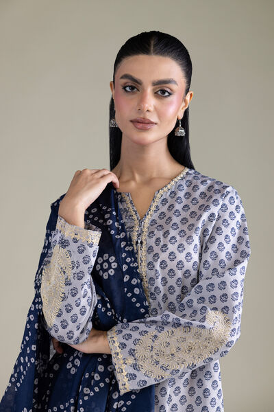 Embroidered | Cambric | Fabrics 3 Piece | GBP 40.00