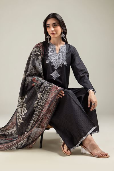 Embroidered | Mesuri | V-Neck Black Kurta | GBP 25.00