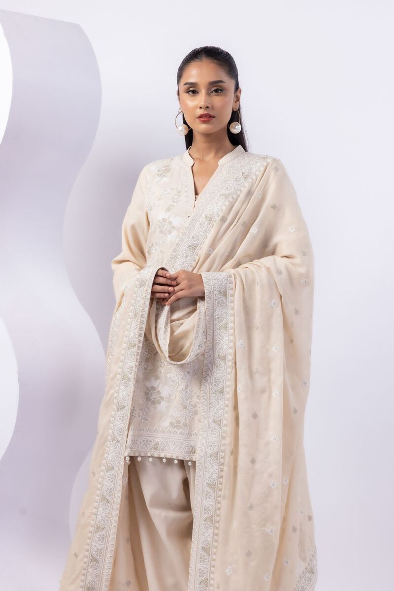 https://uk.khaadi.com/dw/image/v2/BJTG_PRD/on/demandware.static/-/Sites-khaadi-master-catalog/default/dw86f2ec0a/images/hi-res/ss25070a_multi_1.jpg?sw=800&sh=1200