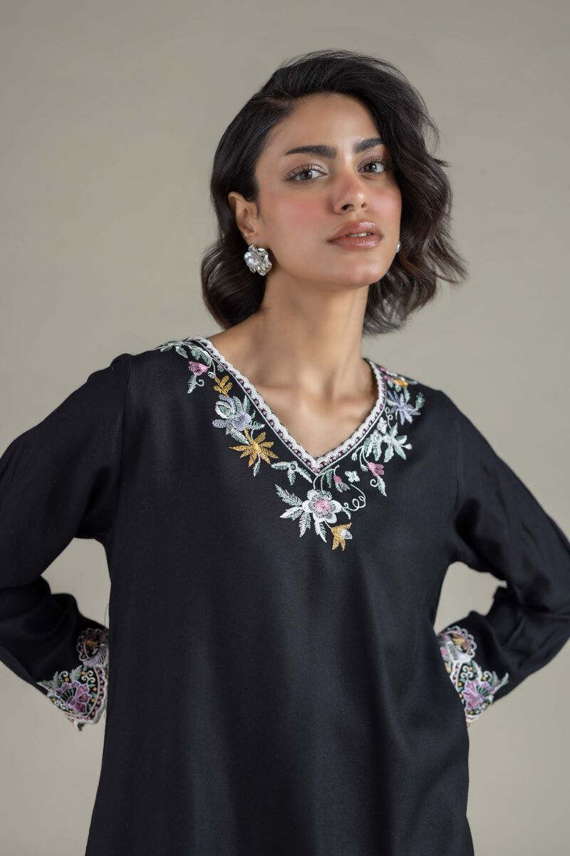 Embroidered | Heavy Blended Viscose | Floral V-Neck Kurta | GBP 21.00