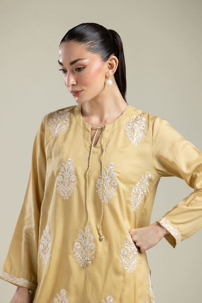 Embroidered | Textured Weave | Floral Embroidered Kurta | GBP 30.00