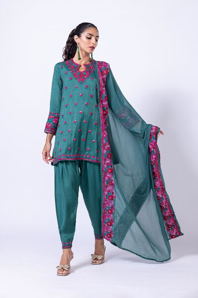  | Dupatta | Embroidered | GBP 25.00