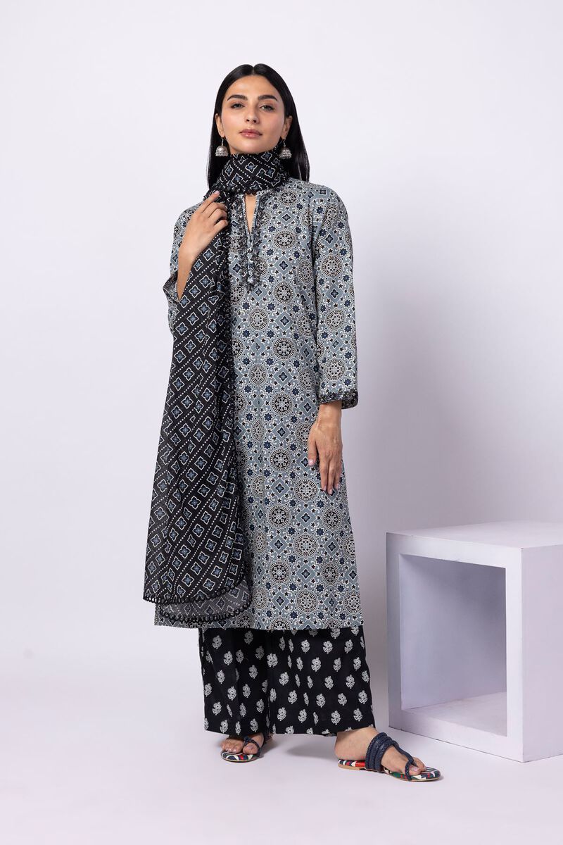https://uk.khaadi.com/dw/image/v2/BJTG_PRD/on/demandware.static/-/Sites-khaadi-master-catalog/default/dw8bb8c87d/images/hi-res/25-04ex9-10ba_multi_1.jpg?sw=800&sh=1200