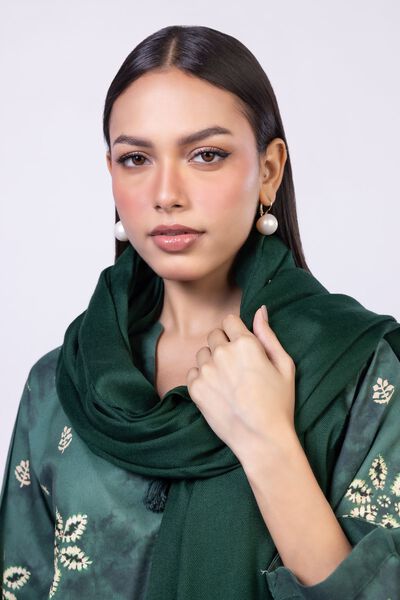 Dyed | Acrylic | Shawl | GBP 12.00