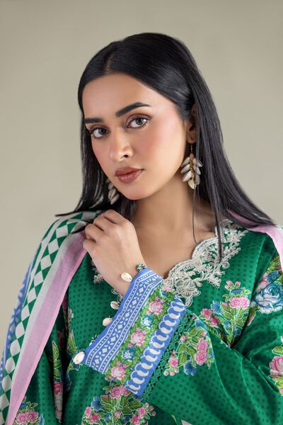 Embroidered | Lawn | Fabrics 3 Piece | GBP 30.00