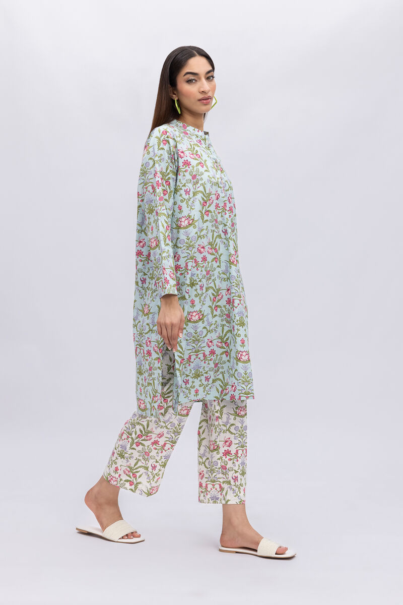 https://uk.khaadi.com/dw/image/v2/BJTG_PRD/on/demandware.static/-/Sites-khaadi-master-catalog/default/dw8ea305ee/images/hi-res/25-04ex19-10ba_multi_1.jpg?sw=800&sh=1200